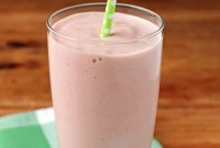 Strawberry Avocado Bliss