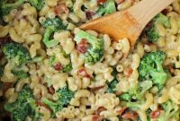 Effortless One-Pot Bacon Broccoli Mac and Cheese