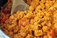 Creamy Cheeseburger Skillet Pasta