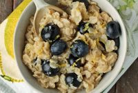 Zesty Lemon Blueberry Oatmeal